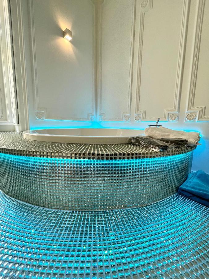 布达佩斯Enzo Capo Jacuzzi Andrassy公寓 外观 照片